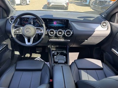 Used 2021 Mercedes-Benz GLA 250 4MATIC image 13