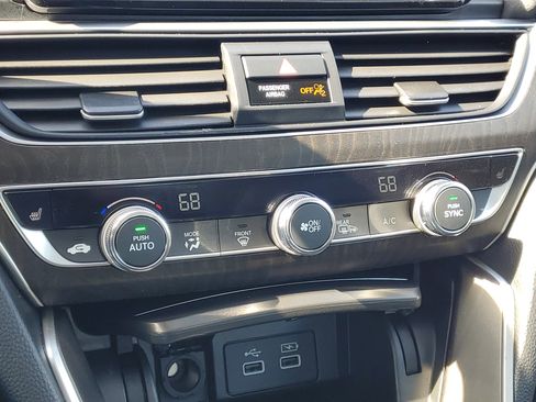 Certified 2021 Honda Accord EX-L image 26