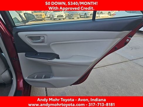 Used 2017 Toyota Camry XLE image 32