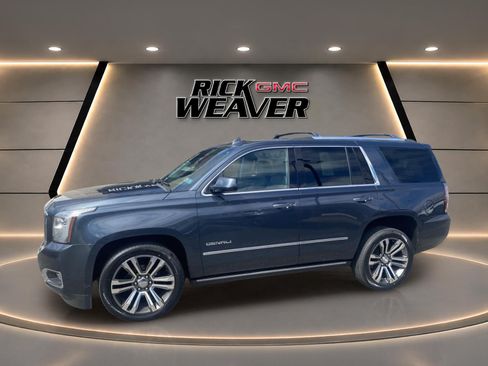 Used 2020 GMC Yukon Denali w/ Denali Premium Package AWD/4WD image 3