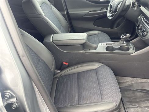 Certified 2025 Buick Envista Sport Touring w/ Convenience I Package FWD image 26