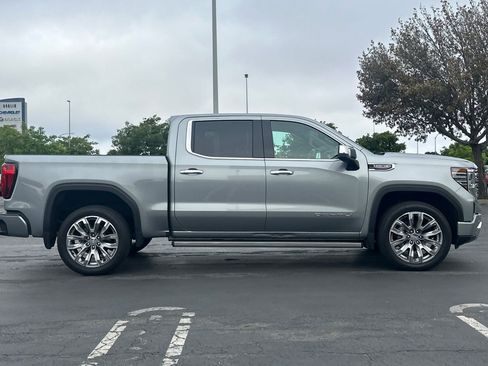 Used 2024 GMC Sierra 1500 Denali AWD/4WD image 3