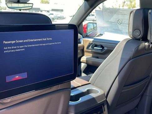 New 2026 GMC Yukon Denali Ultimate AWD/4WD image 20