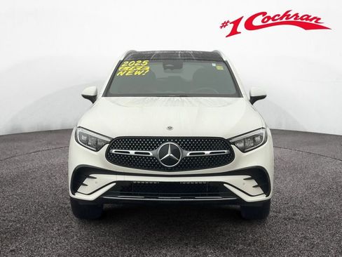 Used 2025 Mercedes-Benz GLC 300 GLC 300 image 34