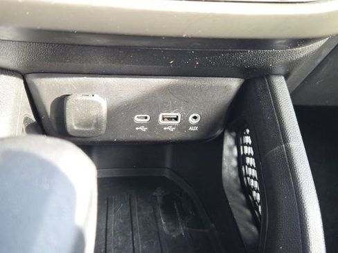 Used 2021 Chevrolet TrailBlazer LT w/ Driver Confidence Package image 16