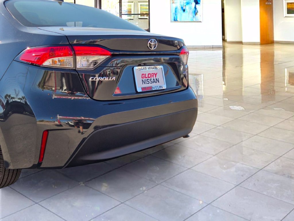 Used 2026 Toyota Corolla LE FWD image 6