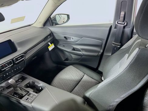 New 2026 Nissan Sentra SV w/ SV Convenience Package FWD image 22
