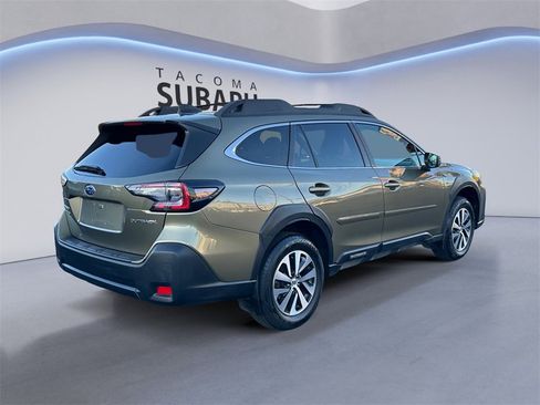 Certified 2023 Subaru Outback Premium image 5