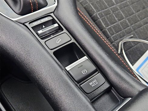 Certified 2026 Honda HR-V Sport image 16