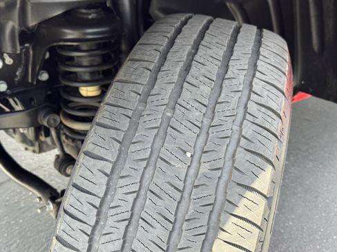 Used 2025 Jeep Wrangler Sahara w/ Safety Group image 13