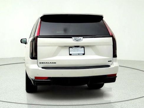 Used 2022 Cadillac Escalade Sport w/ Touring Package AWD/4WD image 6