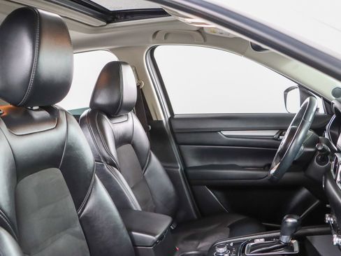 Used 2019 MAZDA CX-5 Touring FWD image 28