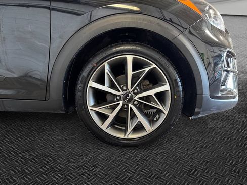 Used 2022 Kia Niro Touring Special Edition FWD image 11