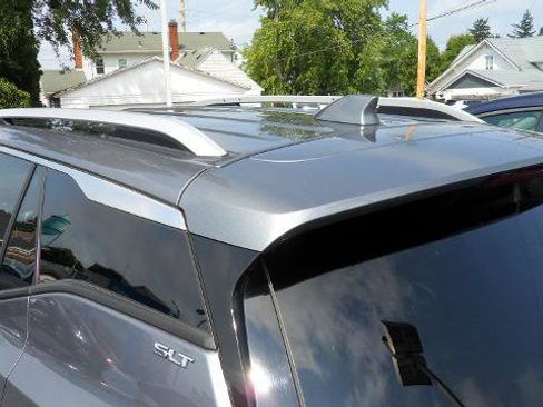 Used 2021 GMC Terrain SLT FWD image 5