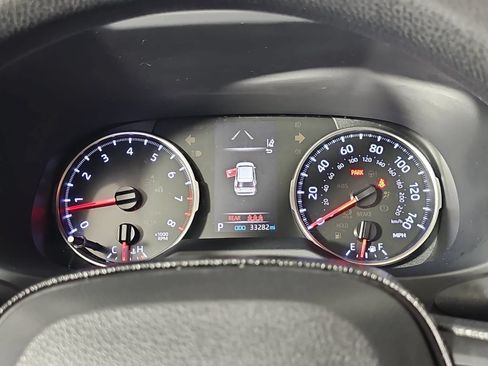 Used 2020 Toyota RAV4 LE FWD image 18