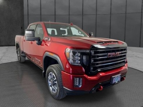 Used 2022 GMC Sierra 2500 AT4 AWD/4WD image 4