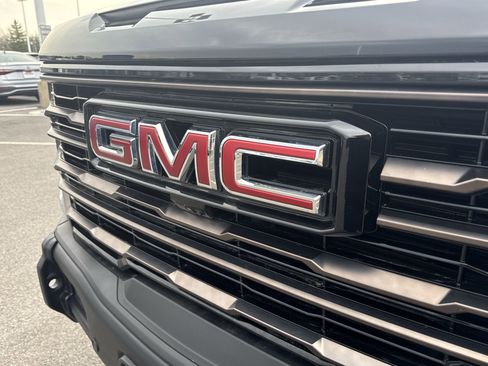 Used 2024 GMC Sierra 1500 AT4X image 30