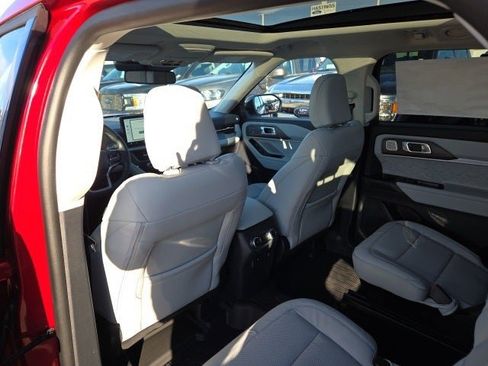 New 2026 Ford Explorer Platinum w/ LUX Leather Package image 38
