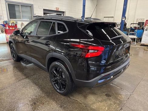 New 2026 Chevrolet Trax ACTIV FWD image 4