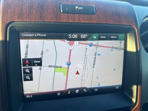 Used 2014 Ford F150 King Ranch w/ King Ranch Luxury Package image 16