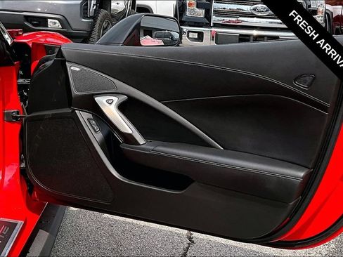 Used 2015 Chevrolet Corvette Stingray Coupe RWD image 25