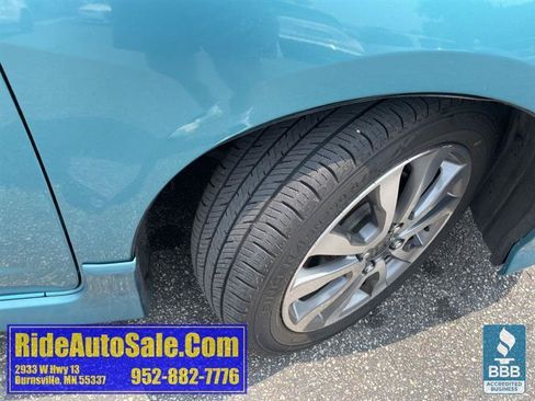 Used 2013 Honda Fit Sport image 26