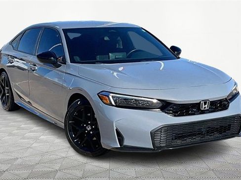 Used 2025 Honda Civic Sport image 11