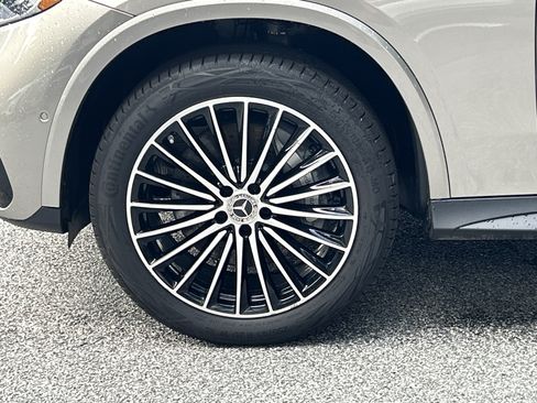 Certified 2024 Mercedes-Benz GLC 300 4MATIC image 17