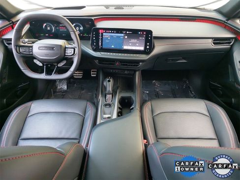 Used 2024 Dodge Charger R/T w/ Plus Group image 9