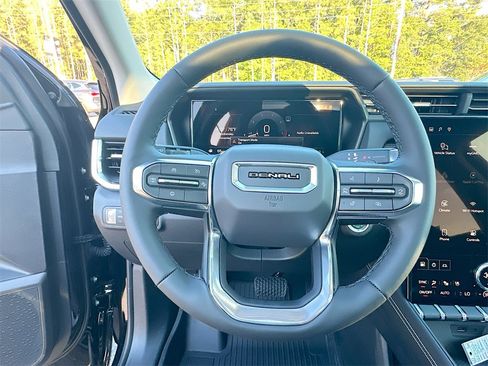 New 2026 GMC Terrain Denali w/ LPO, Floor Liner Package image 18