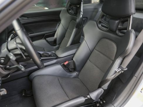 Certified 2022 Porsche 911 GT3 image 5