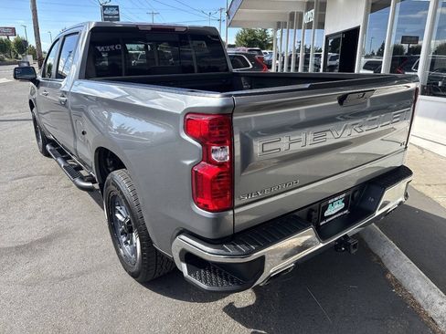 Used 2019 Chevrolet Silverado 1500 LT w/ All-Star Edition AWD/4WD image 5