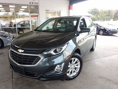 Used 2021 Chevrolet Equinox LS w/ LPO, Floor Liner Package FWD image 1