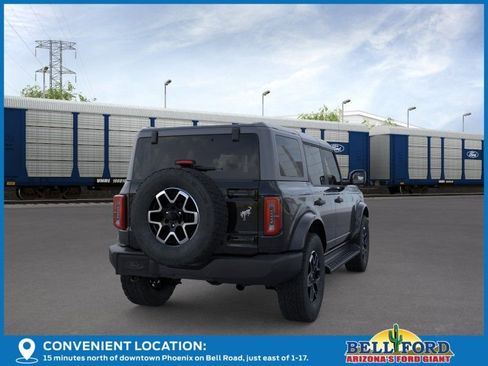 New 2026 Ford Bronco Outer Banks AWD/4WD image 8