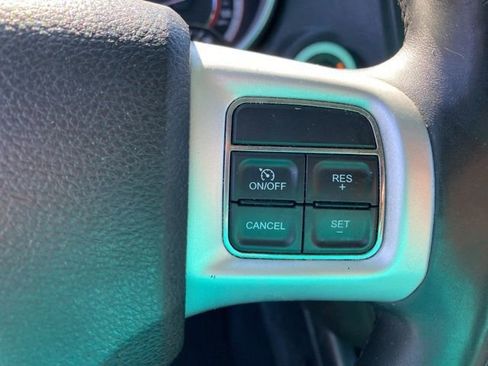 Used 2013 Dodge Journey Crew FWD image 17
