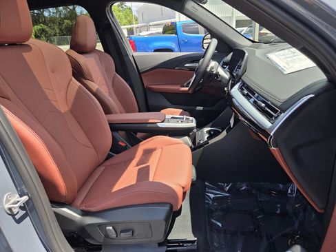 New 2026 BMW X1 xDrive28i w/ Technology Package AWD/4WD image 17