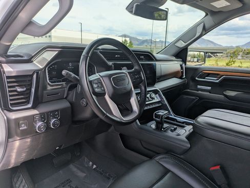 Used 2023 GMC Sierra 1500 Denali AWD/4WD image 12