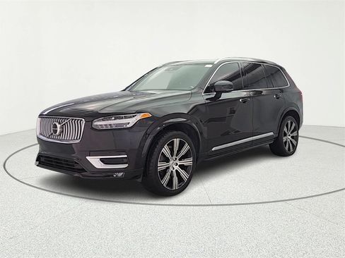 Used 2020 Volvo XC90 T6 Inscription w/ Protection Package Premier image 3