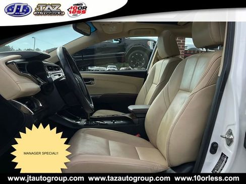 Used 2013 Toyota Avalon Limited image 10