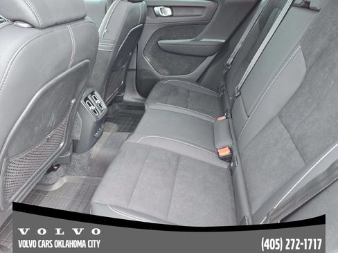 Certified 2023 Volvo C40 P8 Recharge Ultimate w/ Protection Package Premier AWD/4WD image 24