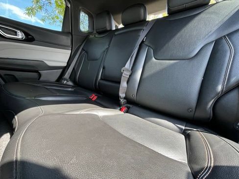 Used 2023 Jeep Compass Limited AWD/4WD image 22