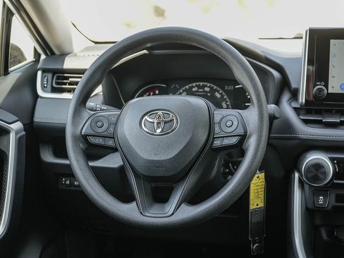 Used 2024 Toyota RAV4 LE FWD image 15