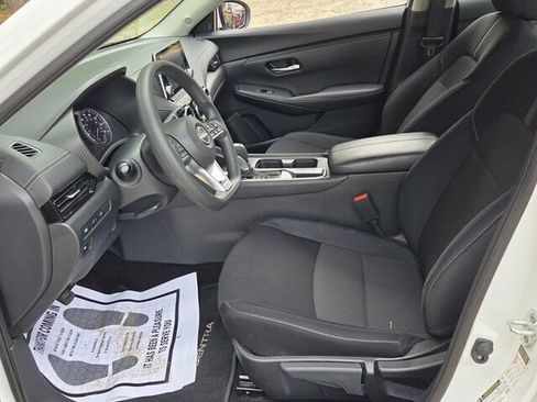 Used 2024 Nissan Sentra SV FWD image 6