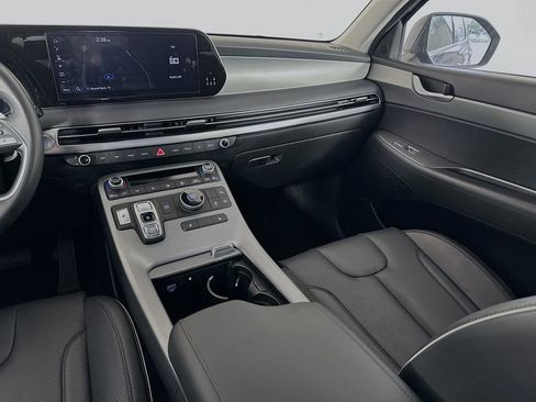 Used 2025 Hyundai Palisade SEL FWD image 23