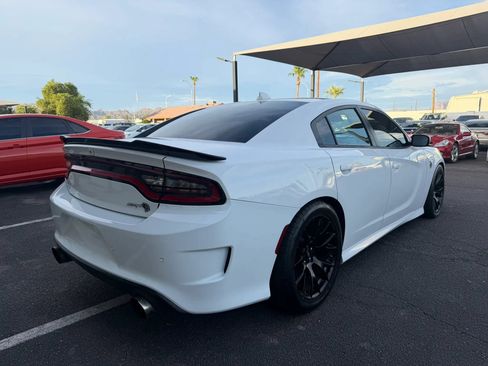Used 2018 Dodge Charger SRT Hellcat w/ Harman/Kardon Audio Group RWD image 12