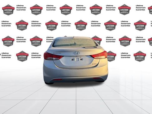 Used 2013 Hyundai Elantra Limited w/ Technology Pkg image 4