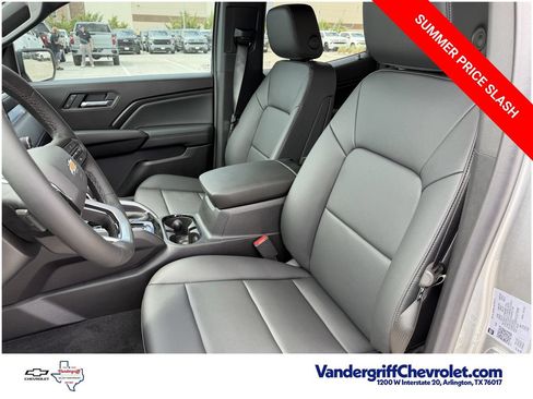 New 2026 Chevrolet Colorado LT w/ LT Convenience Package AWD/4WD image 21