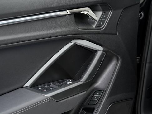 Used 2022 Audi Q3 2.0T Premium Plus image 8