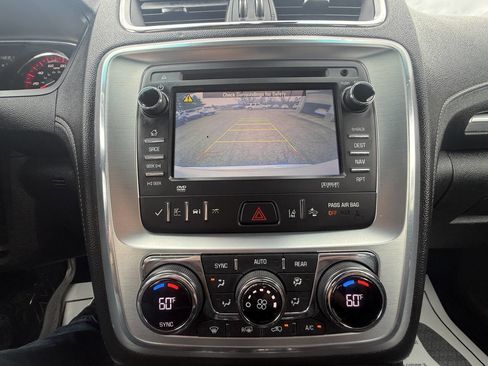 Used 2015 GMC Acadia SLT AWD/4WD image 7