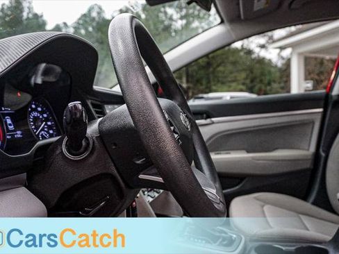 Used 2020 Hyundai Elantra SEL image 27